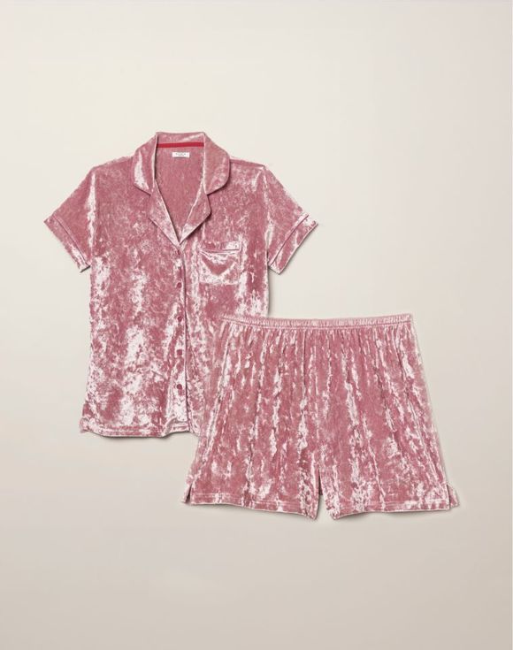 Affordable Fashion & Trendy Accessories - Shop Daily Deals